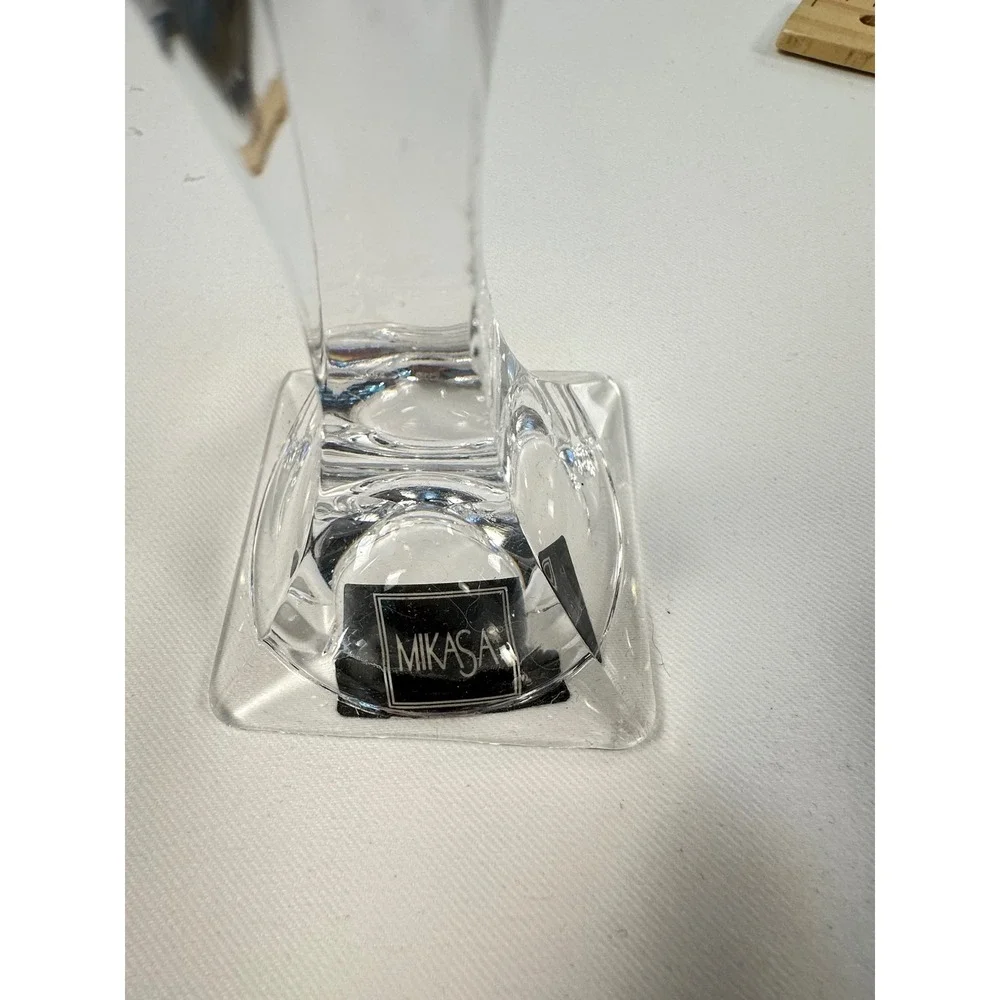 Mikasa Crystal‎ Flower Bud Vase Clear Glass Diamond Cut Base Elegant Decor